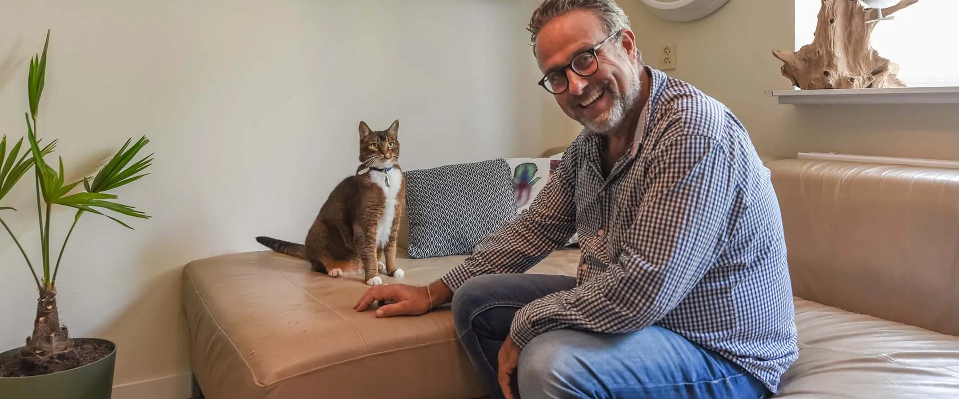 Makelaar Tim bij Het Blok op Net5